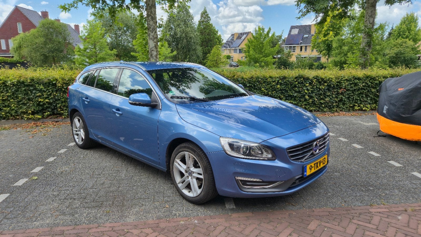 Volvo V60 D4 Summon, Auto's, Voorwielaandrijving, 1750 kg, 4 cilinders, Blauw