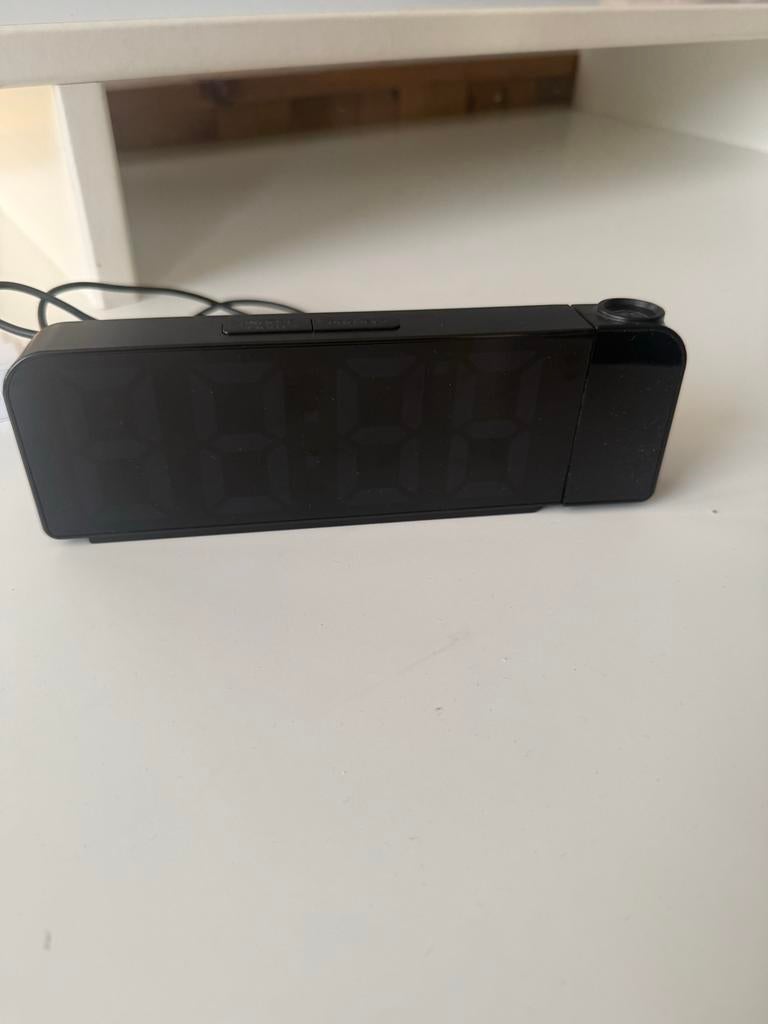 Digitale Wekker met Projector - Zwart, Ophalen of Verzenden, Zo goed als nieuw, Digitaal
