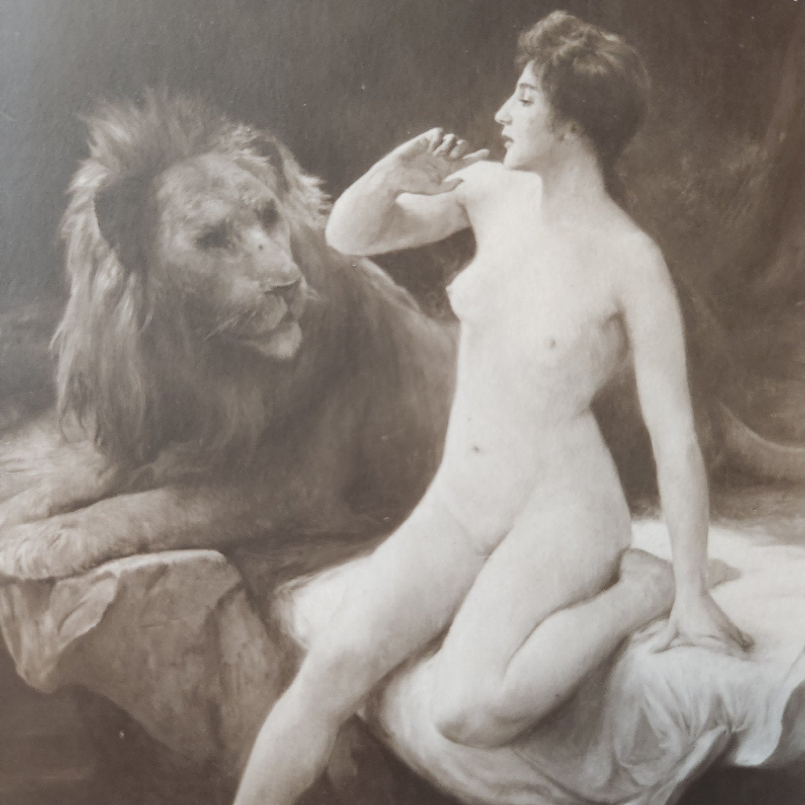 1912 Ansichtkaart Emile Tabary - Le lion amoureux, Verzamelen, Verzenden, Voor 1920, Ongelopen, Overige thema's
