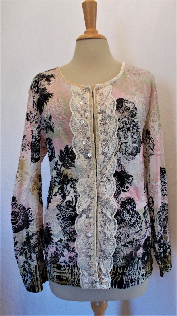 Romantisch kant look bewerkt vestje van Qui Moments! 40, Kleding | Dames, Tops, Maat 38/40 (M), Zo goed als nieuw, Lange mouw
