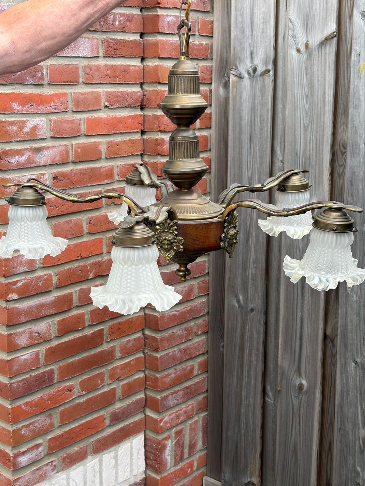 Mooie antieke hanglamp met koperen ornamenten, Ophalen