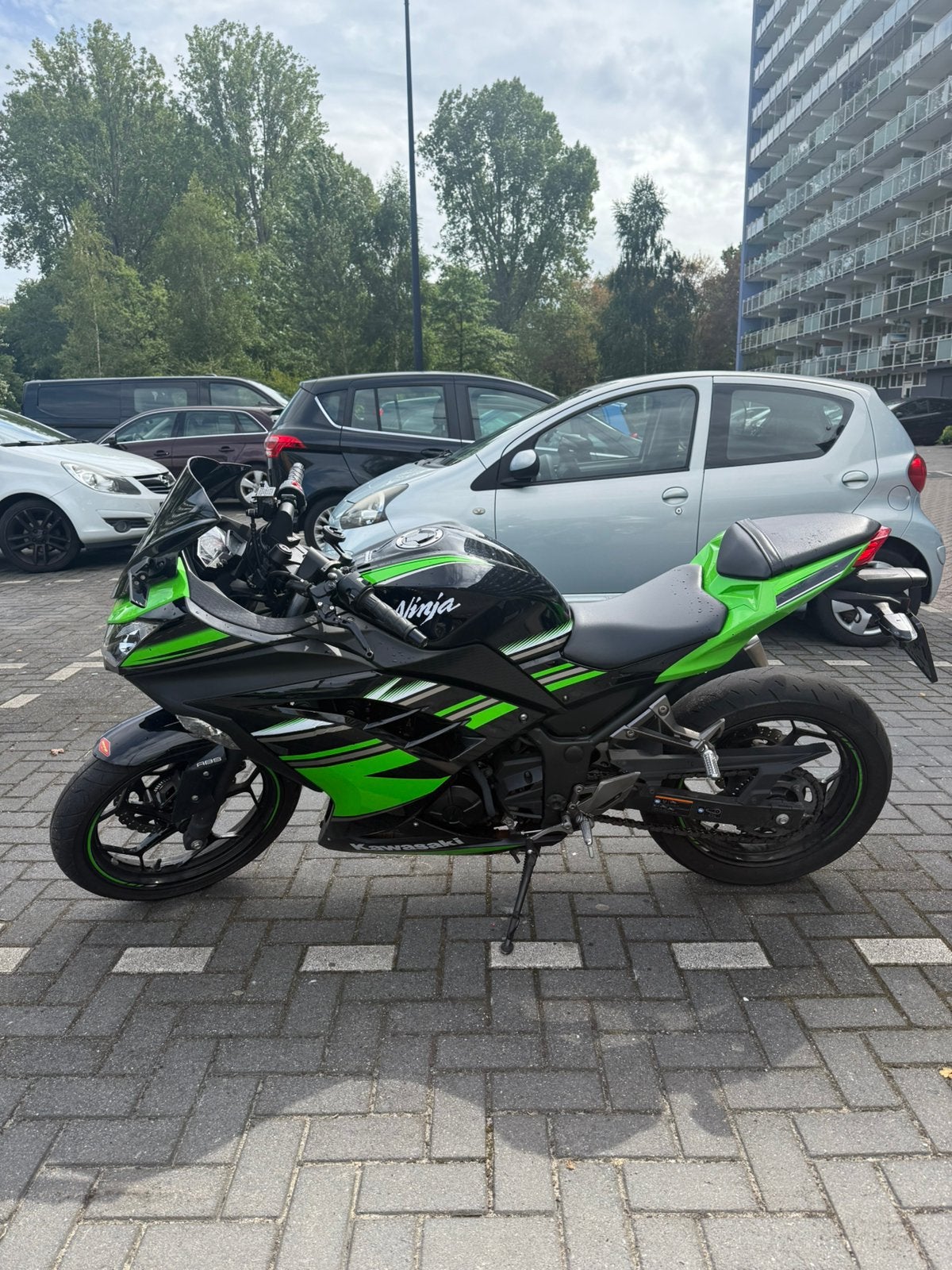 Kawasaki Ninja 300 ABS – 2017 – Lage kilometerstand 19500 KM, 2 cilinders, 300 cc, Nieuw, Super Sport
