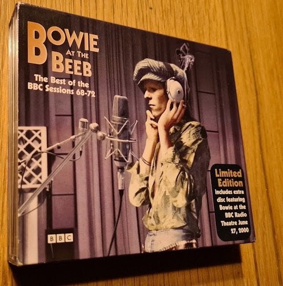 DAVID BOWIE - At the Beeb ( Limited ed. 3CD Boxset ), Boxset, Inclusief boekje, Ophalen of Verzenden, Zo goed als nieuw