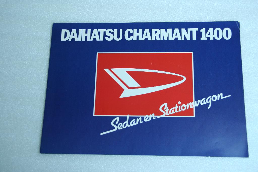 Folder Daihatsu Charmant 1400 (1975) (1), Ophalen of Verzenden, Nieuw, Overige merken
