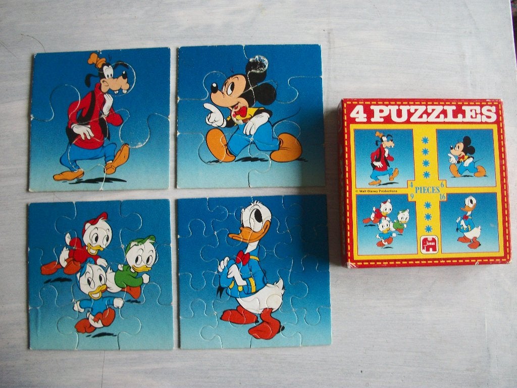 Puzzels Disney Pinokkio 4 - 12 - 49 - per doos, Ophalen of Verzenden, 10 tot 50 stukjes, Zo goed als nieuw, 2 tot 4 jaar