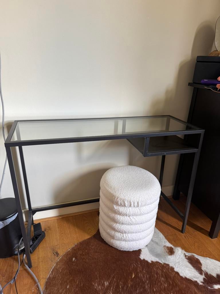 Glazen ikea bureau, Ophalen, Zo goed als nieuw