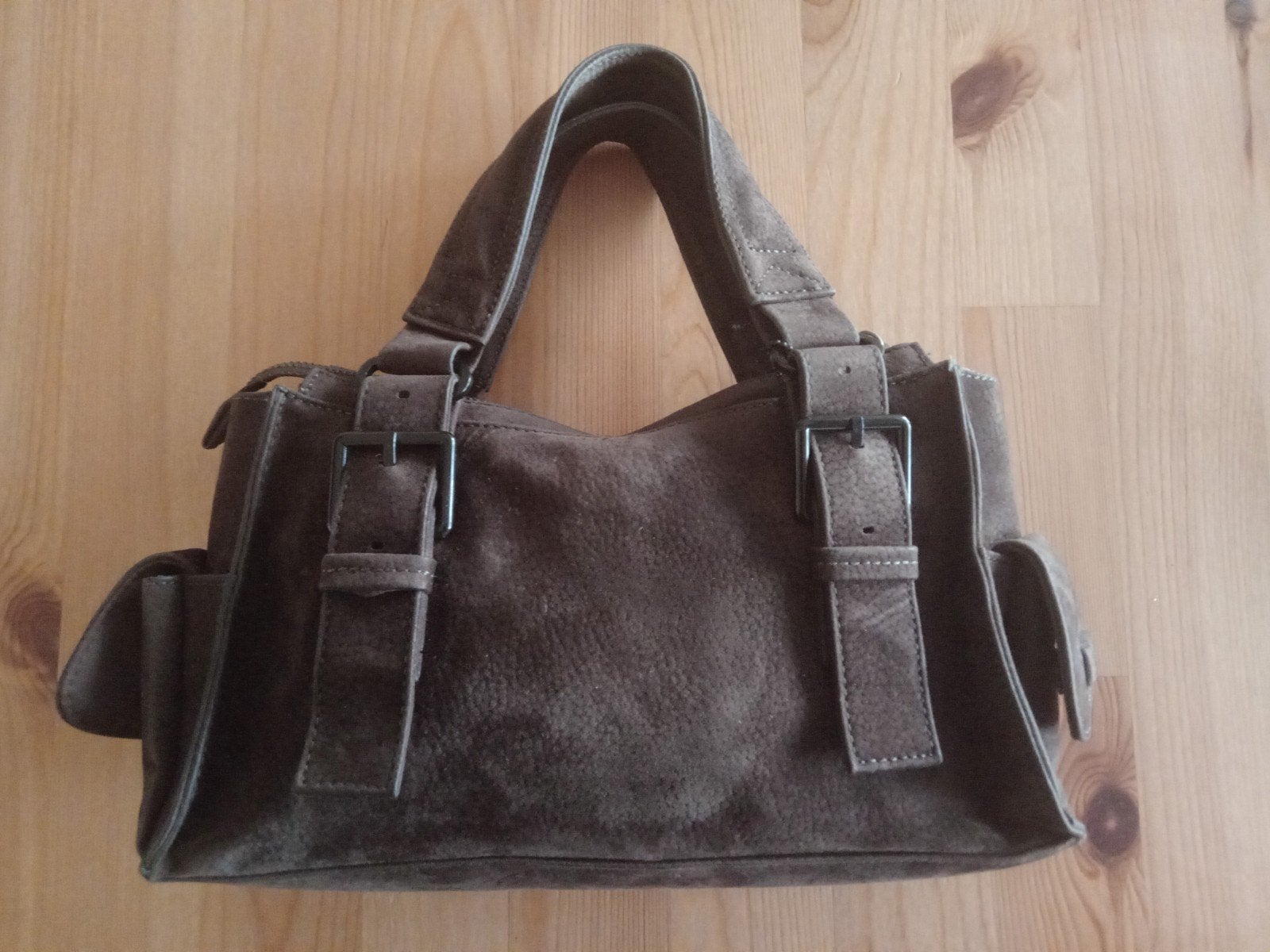Esprit suède handtas - bruin, 30x17cm, stevige hengsels, Sieraden, Tassen en Uiterlijk, Tassen | Damestassen, Ophalen of Verzenden