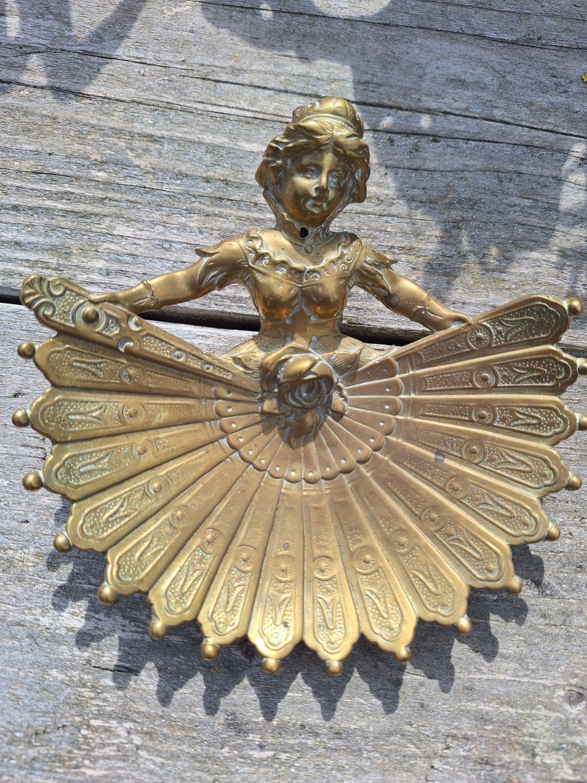 Art Nouveau Bronzen Schaal met Vrouwenfiguur, Ophalen of Verzenden, Brons