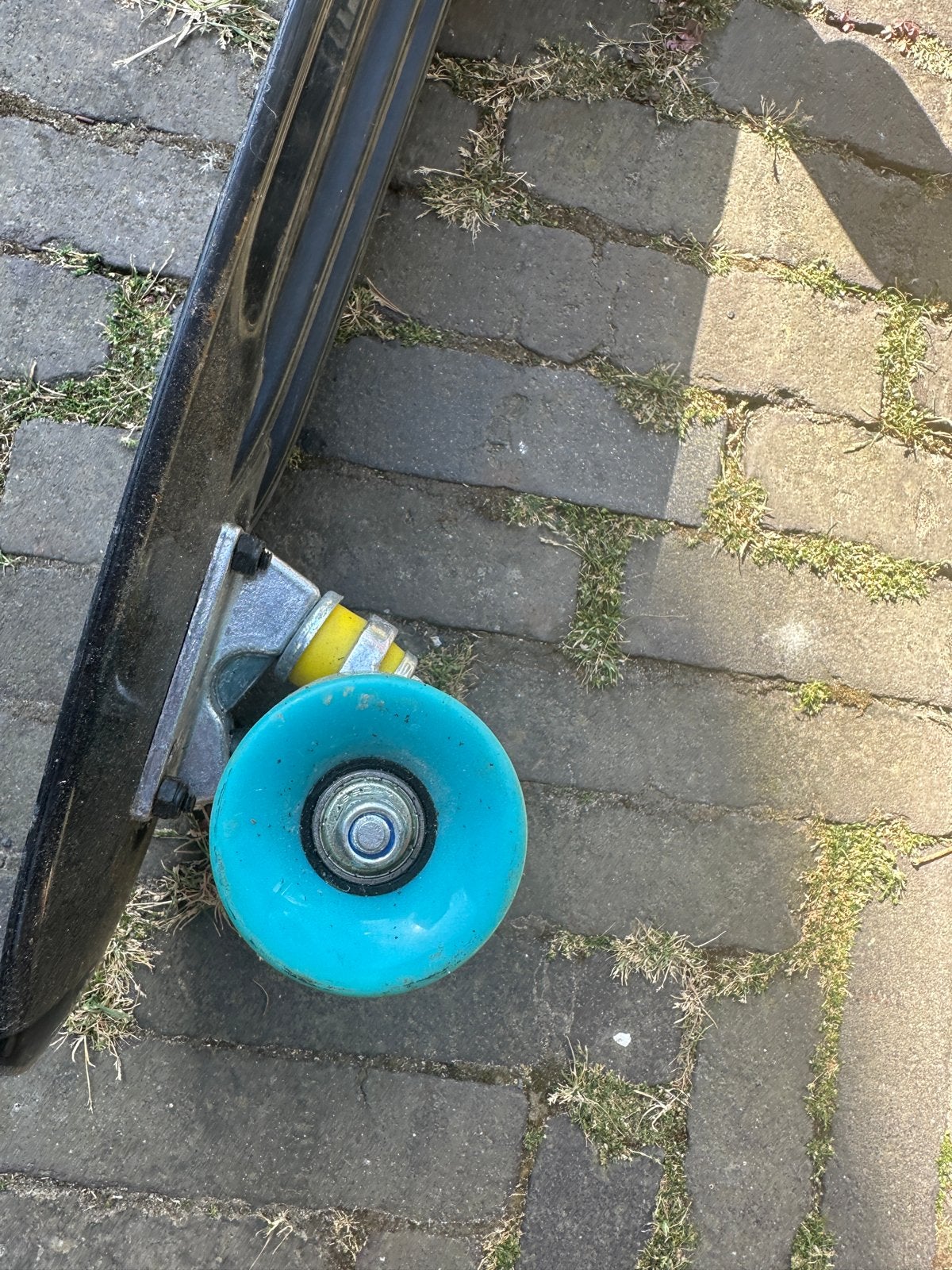 Swass Vinyl Cruiser Skateboard - Zwart met blauwe wielen, Ophalen of Verzenden, Gebruikt, Skateboard