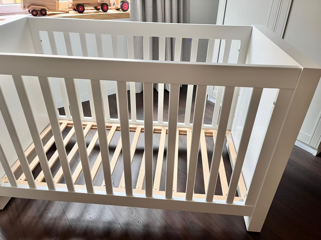Babybed en commode, Ophalen, Gebruikt, Jongetje of Meisje