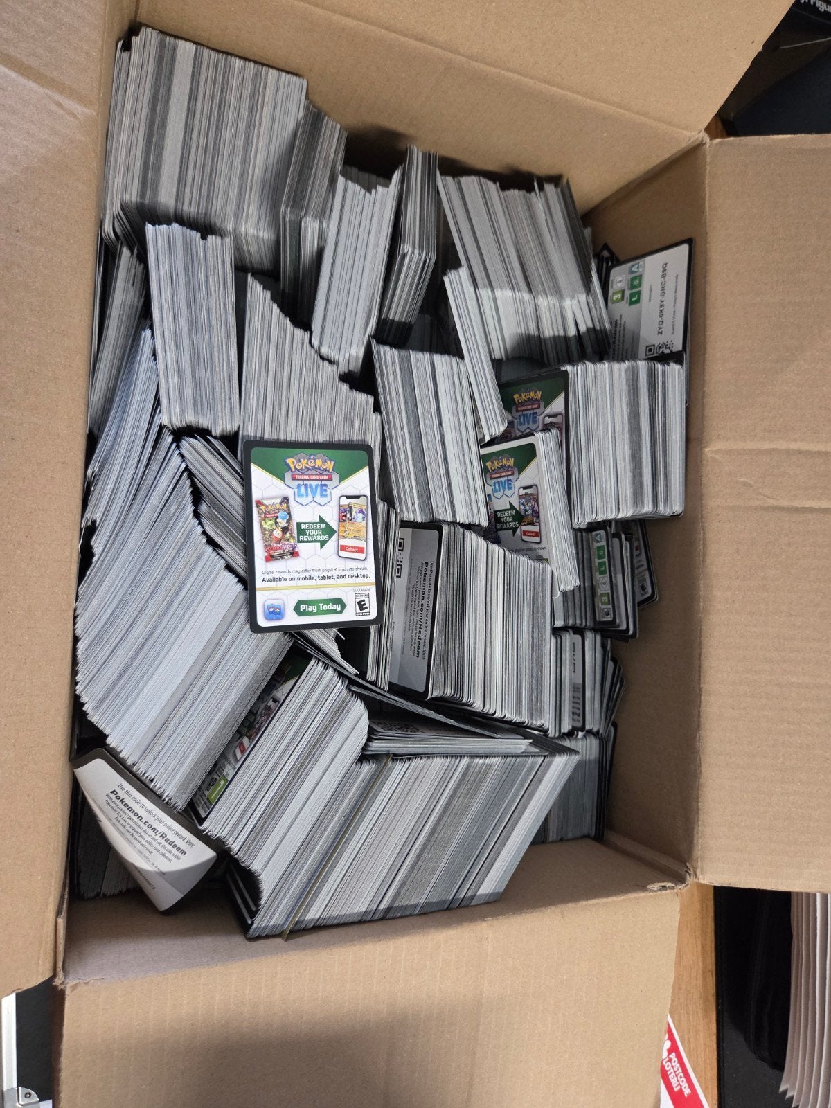 4000-5000 ongebruikte Pokémon TCG Live codekaarten, Ophalen of Verzenden