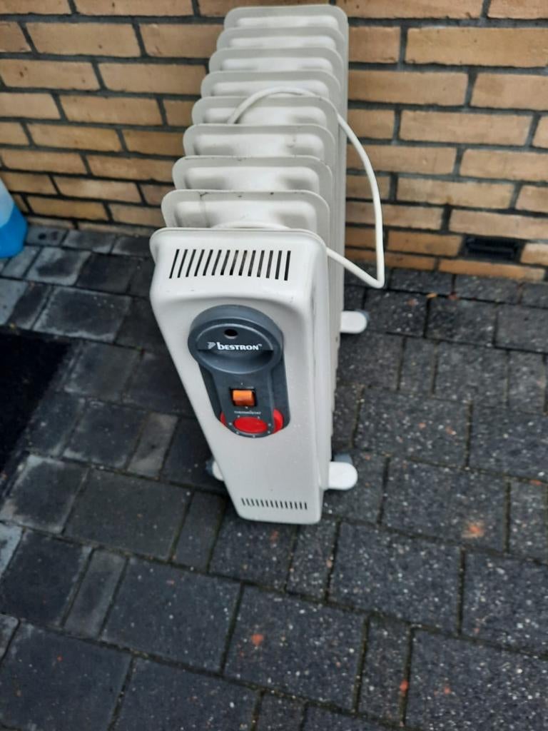 Elektrische radiator, Doe-het-zelf en Verbouw, Verwarming en Radiatoren, Ophalen, Minder dan 60 cm, Radiator, 30 tot 80 cm