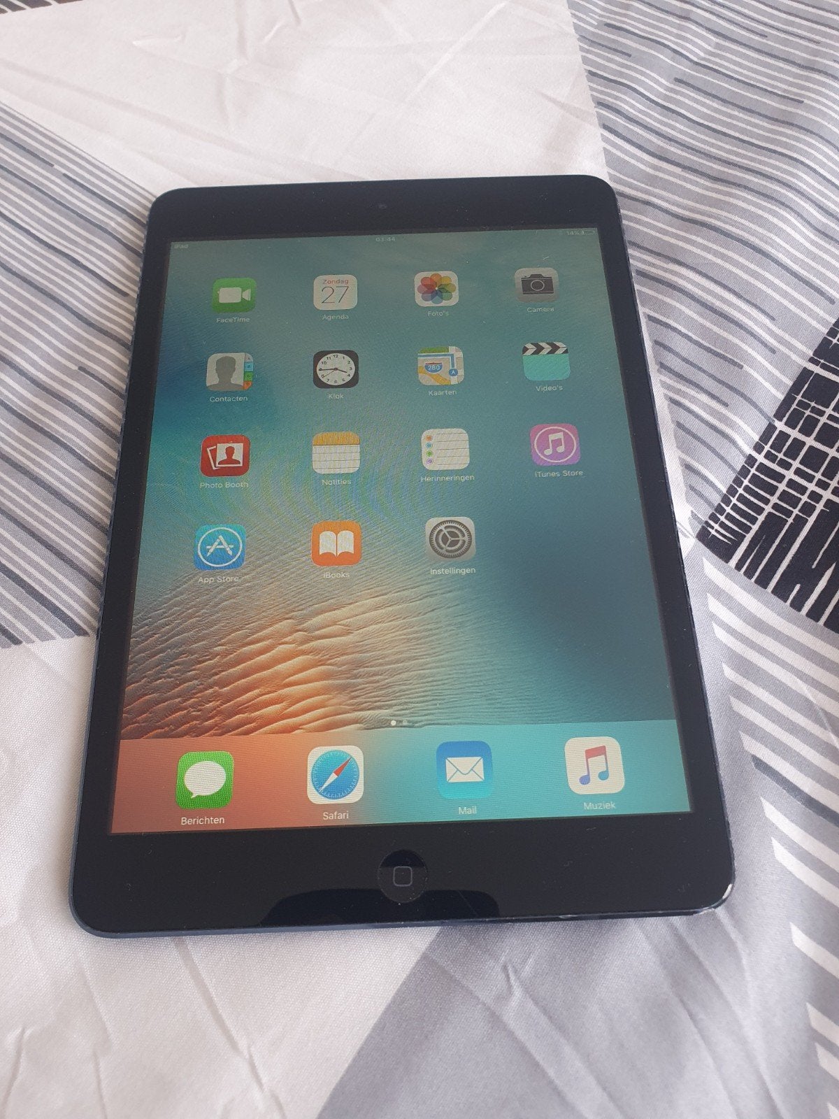 mini ipad air, Computers en Software, 10 inch, Apple iPad Air, Ophalen of Verzenden, Zo goed als nieuw