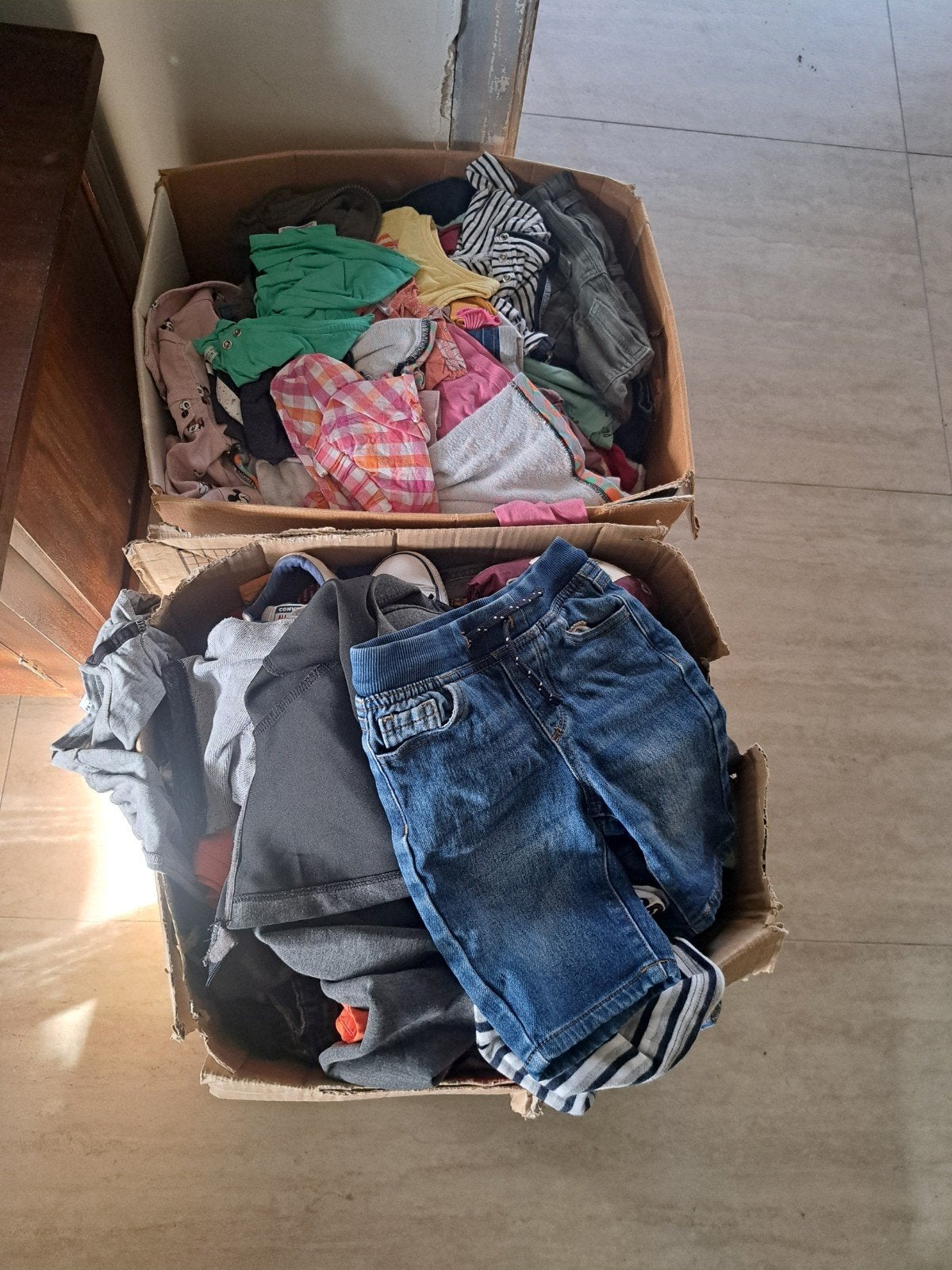 Dozen met diverse kinderkleding, Ophalen, Gebruikt, Diverse merken, Jongen of Meisje