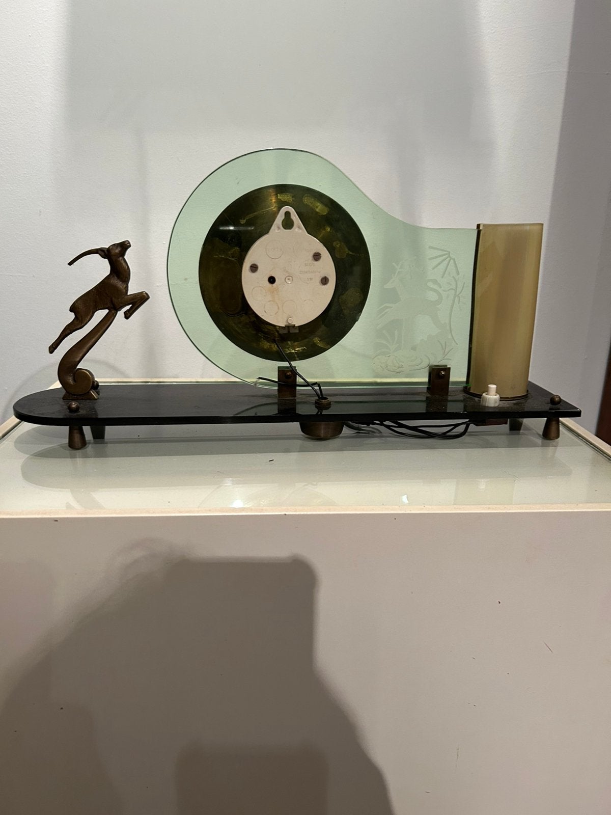 Klok van glas, Ophalen