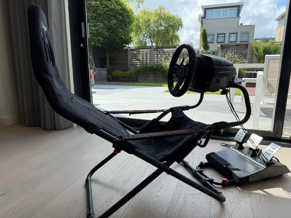 Thrustmaster T300 RS GT + pedalen + Playseat Challenge, Ophalen, Gebruikt, Stuur of Pedalen, PlayStation 4