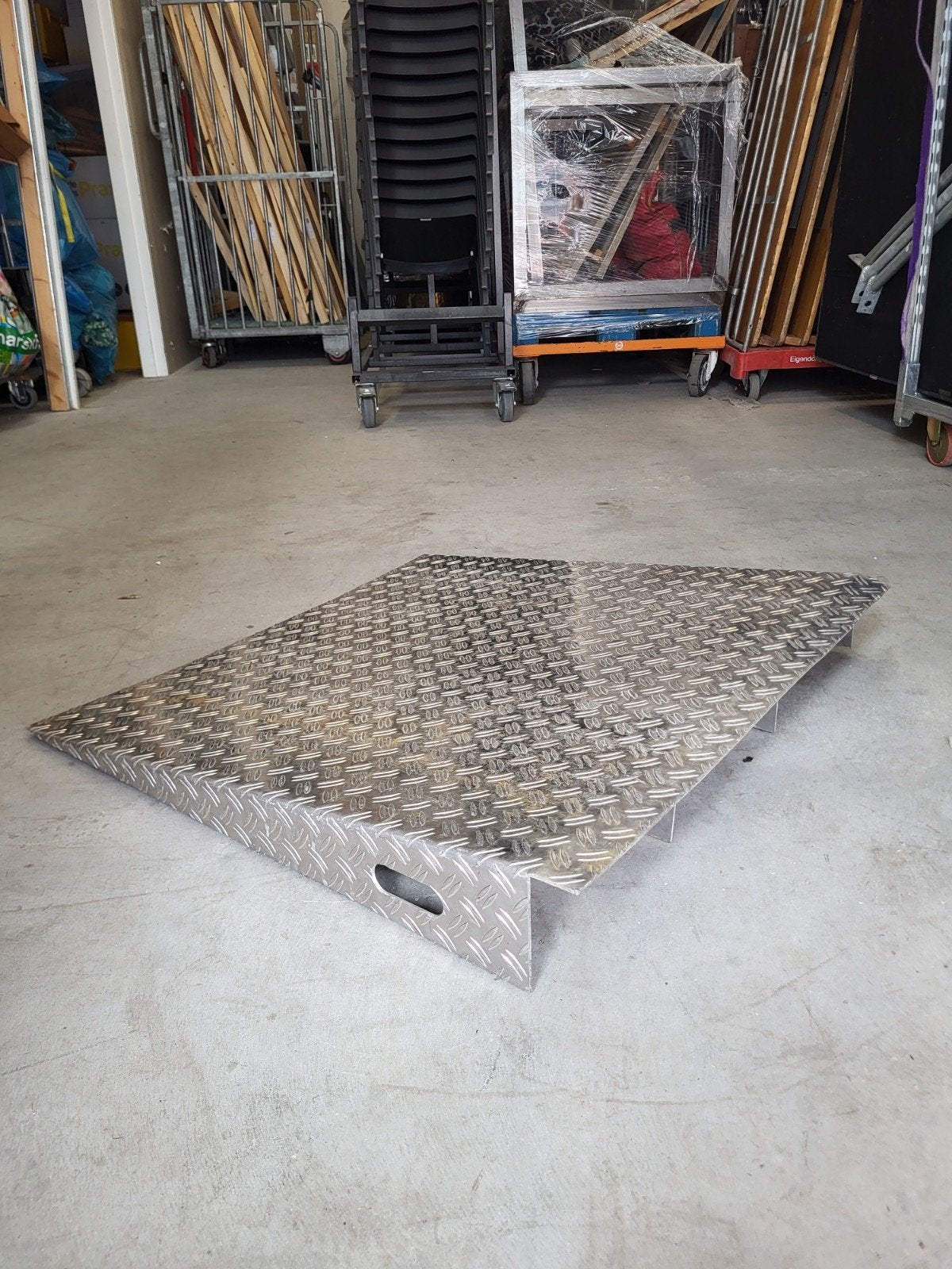 Aluminium oprijplaat / drempelhulp, Doe-het-zelf en Verbouw, Ophalen, Zo goed als nieuw, Minder dan 2 meter