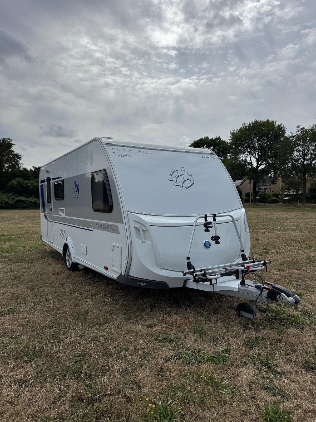 Knaus sudwind 500 stapelbed airco mover dorema nieuwstaat!!!, Caravans en Kamperen, Particulier, Schokbreker, 5 tot 6 meter, Knaus