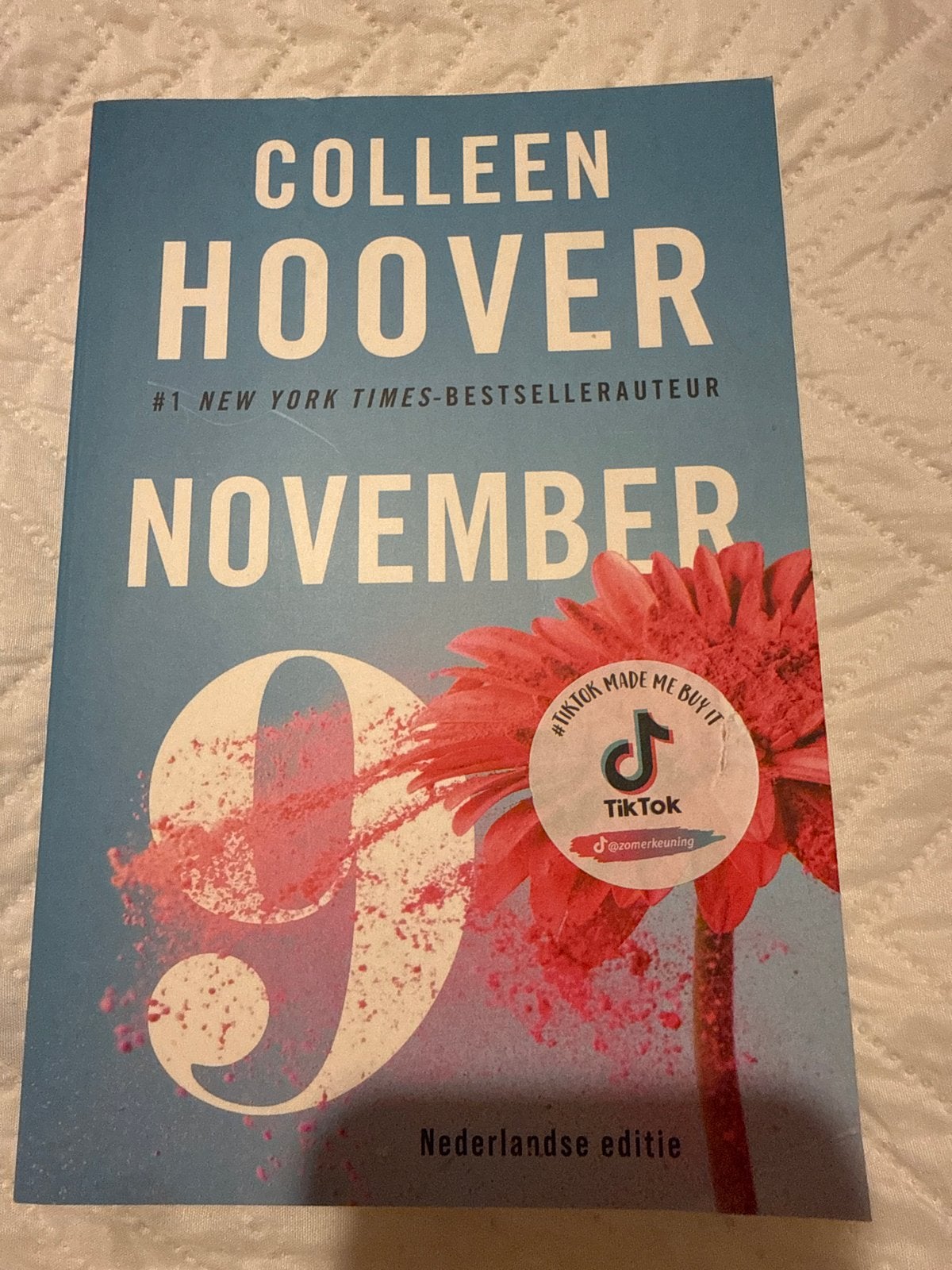 Colleen Hoover - November 9 (Nederlandse editie), Ophalen, Zo goed als nieuw, Nederland