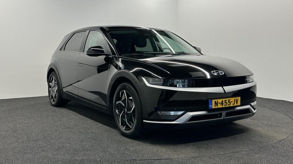 Hyundai IONIQ 5 Connect+ 73kWh LEER CAMERA STUUR/STOEL VERWA, Auto's, Hyundai, Automaat, Gebruikt, Zwart, Met garantie (alle)