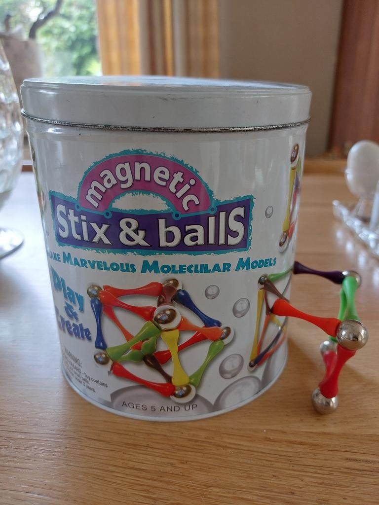 Magnetic Stix & Balls - Bouw je eigen moleculen!, Ophalen, Gebruikt, Bouwen