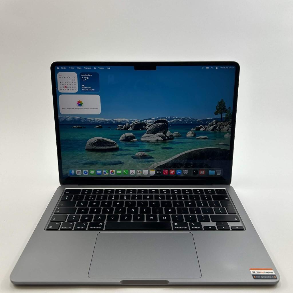 Apple MacBook Air 2024 | 13 Inch | M3 | 16GB RAM | 256GB SSD, 256 GB, 9743AL, Qwerty, Tiptoplaptop