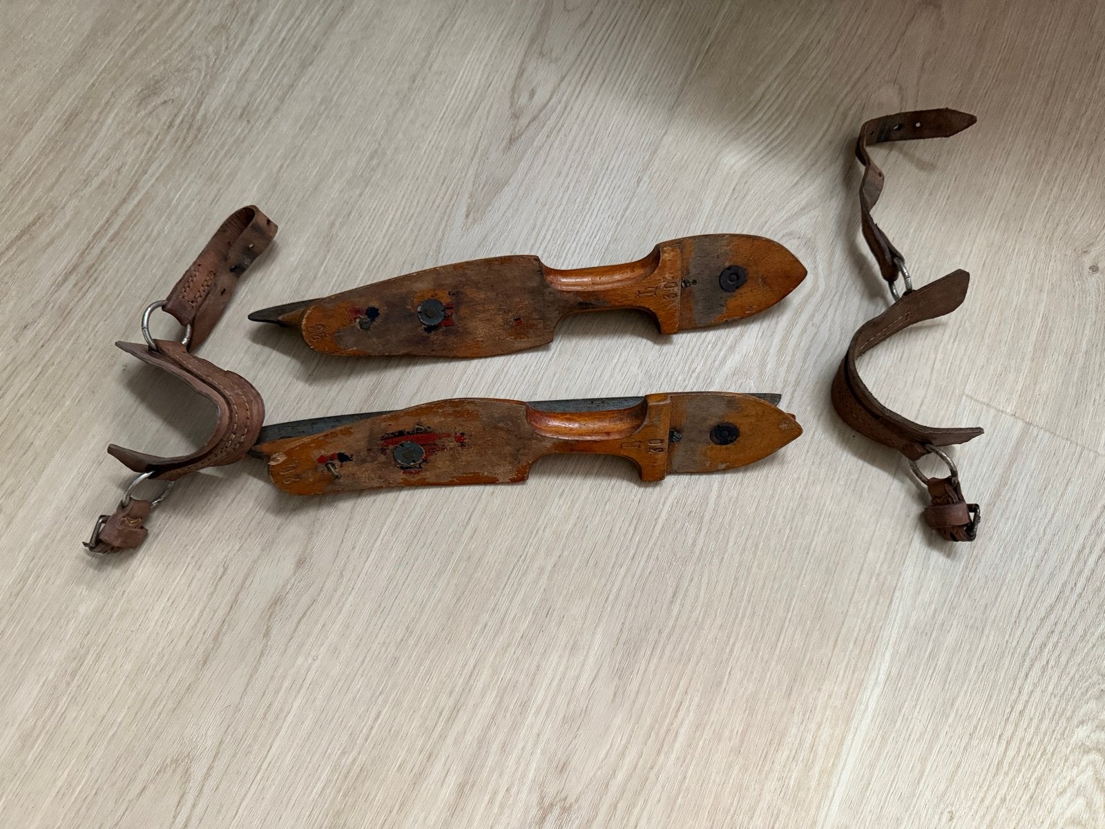 2 paar oude houten schaatsen, Ophalen of Verzenden