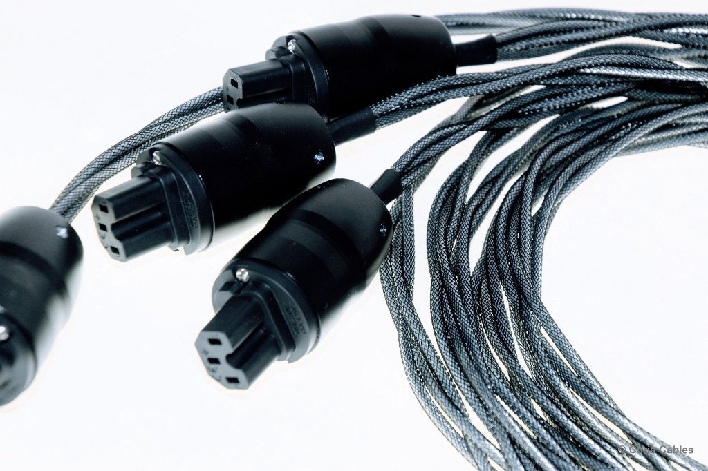 'The Silver Reference' audiophile netkabel van Chris Cables