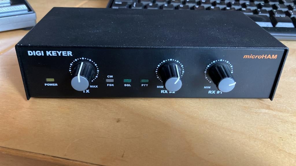 Microham DIGI Keyer, Telecommunicatie, Ophalen of Verzenden, Gebruikt, Zender en Ontvanger