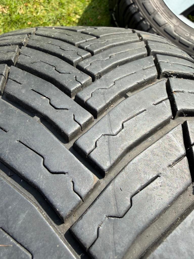 4 banden met velg 215/65R16C Michellin en Landsail, Auto-onderdelen, Banden en Velgen, Ophalen, 16 inch, Banden en Velgen, All Season