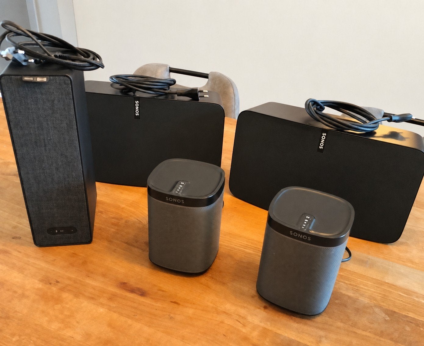 2 x Sonos Play5(gen2), 2 x Play1, 1 x Ikea Symfonisk, Ophalen, Zo goed als nieuw, Minder dan 60 watt, Sonos