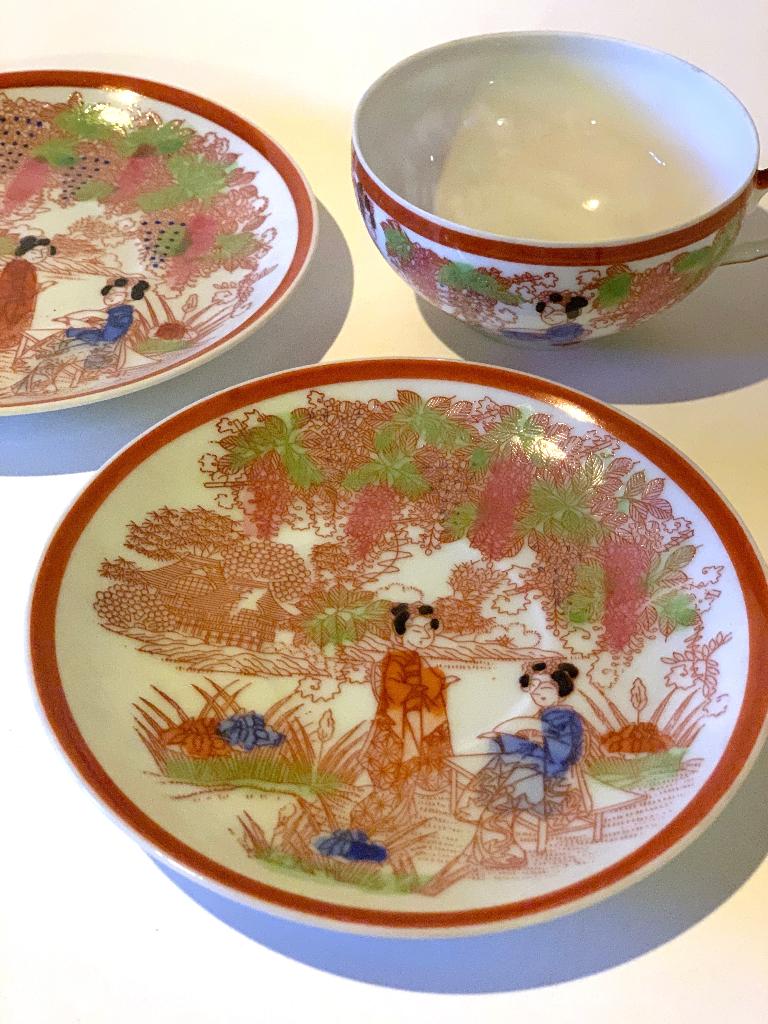 Vintage Japanse Thee Kopjes en Schotels (3) theekopje, Ophalen of Verzenden, Zo goed als nieuw, Porselein, Kop en/of schotel
