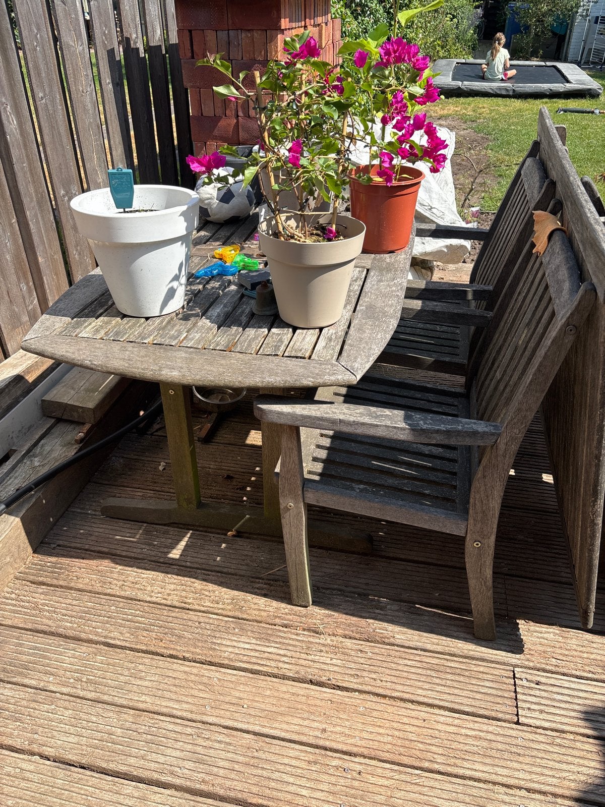 Hardhouten tuinset: tafel met 2 stevige stoelen, Ophalen, Gebruikt, Rechthoekig, Hout