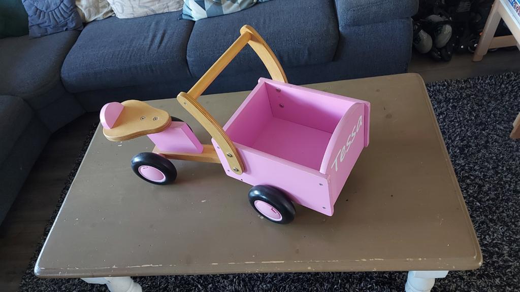 Houten loopwagen/karretje roze met naam Tessa, Ophalen, Meisje