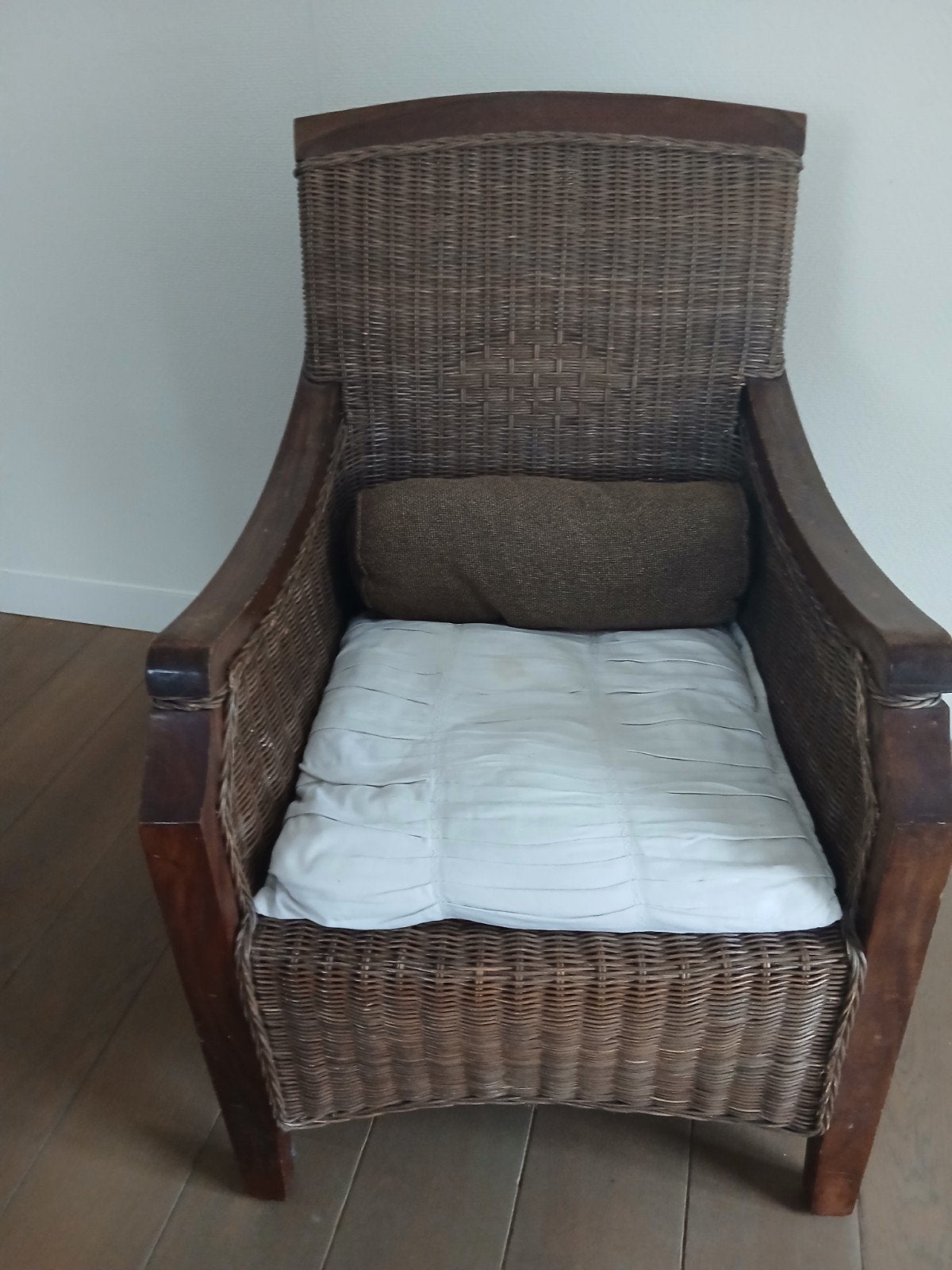 Rotan fauteuil met houten frame, Antiek en Kunst, Ophalen