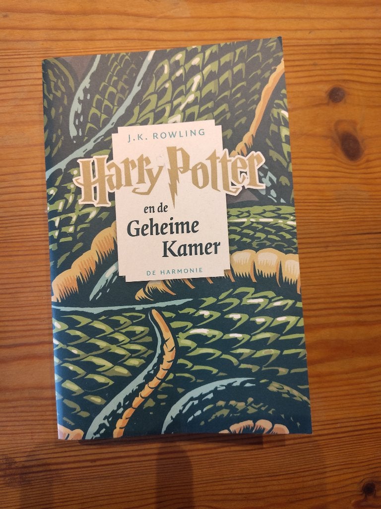 Harry Potter en de geheime kamer pocket, Ophalen of Verzenden, Zo goed als nieuw, J.K. Rowling, Fictie
