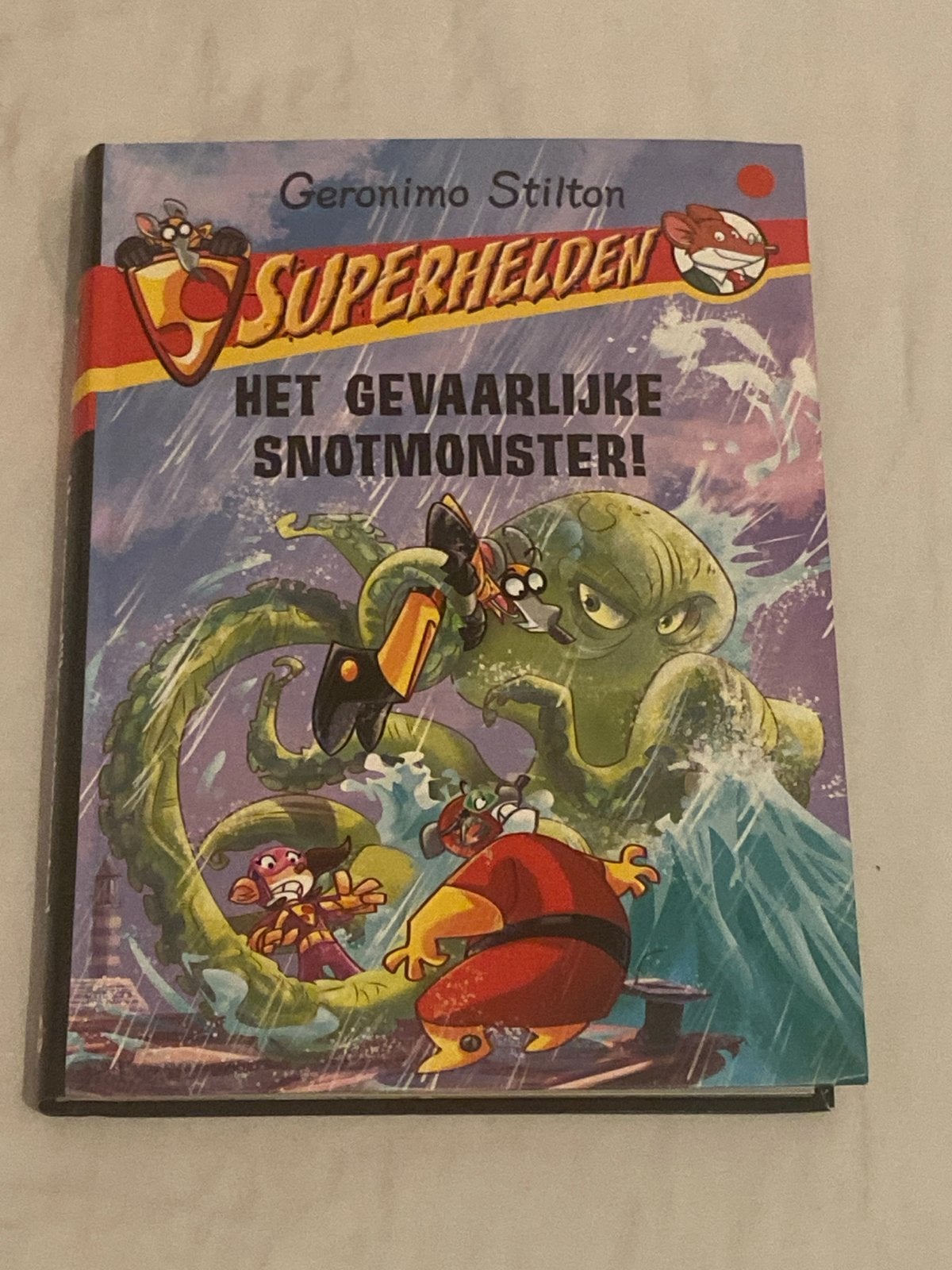 Geronimo Stilton Superhelden: Het Gevaarlijke Snotmonster!, Verzenden, Zo goed als nieuw, Fictie algemeen