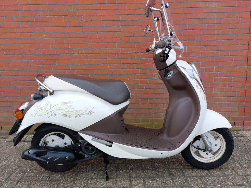 Sym Mio rijklaar en zonder mankementen, Fietsen en Brommers, Scooters | SYM, Gebruikt, Benzine, Maximaal 25 km/u, Ophalen