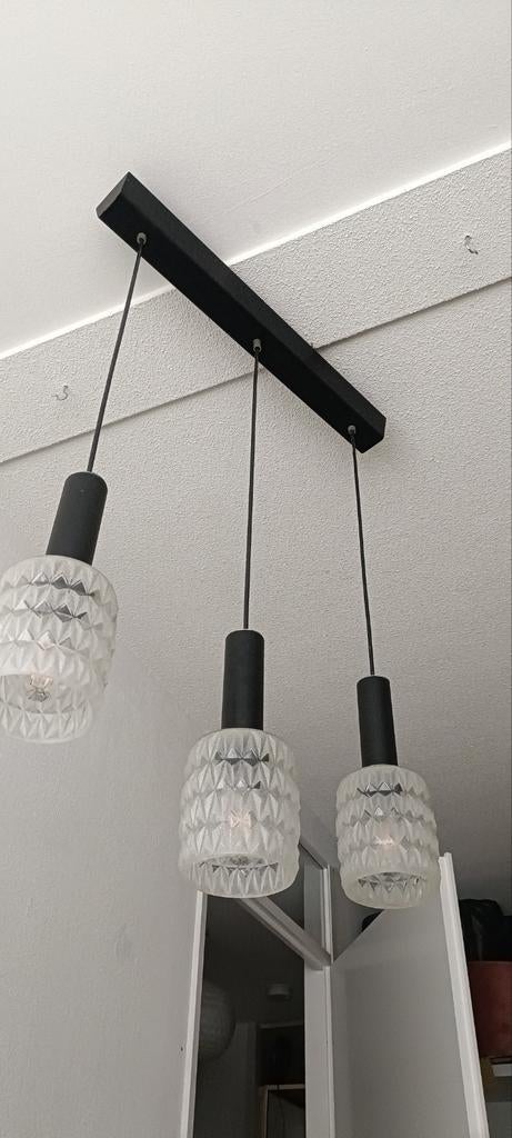 Vintage hanglamp met 3 matglazen kelken, Ophalen