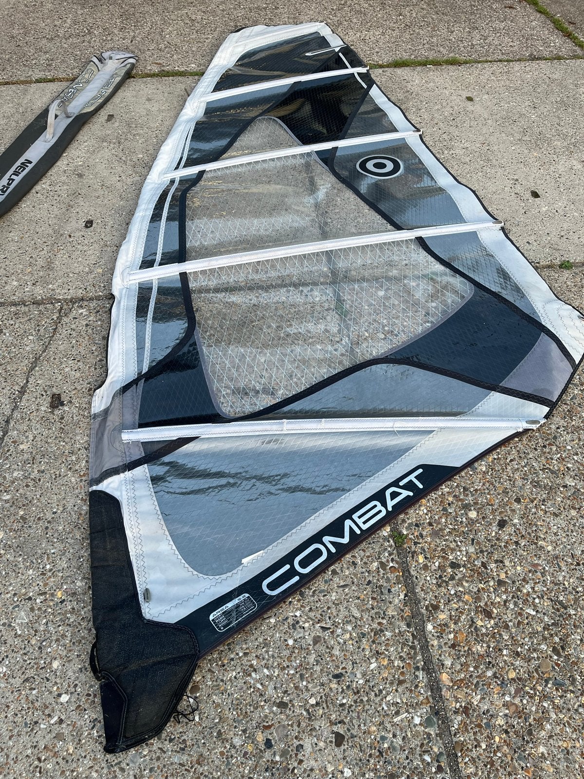 Windsurf zeilen en gieken, Watersport en Boten, Windsurfen, Ophalen, Gebruikt, 3.5 tot 5 m², Met trapeze
