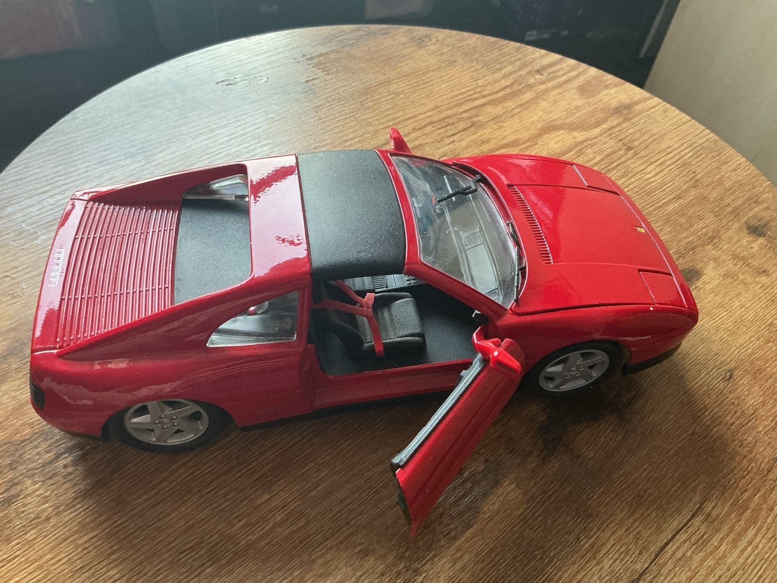 Maisto Ferrari 348 TS Schaalmodel 1:18 Rood, Ophalen, Zo goed als nieuw, Auto, Maisto