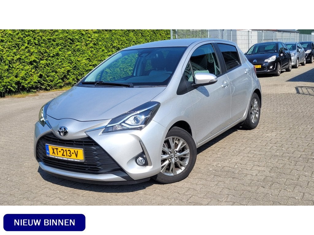 Toyota Yaris 1.5 VVT-i Dynamic Automaat (bj 2019), Euro 6, 4 cilinders, Origineel Nederlands, Bedrijf