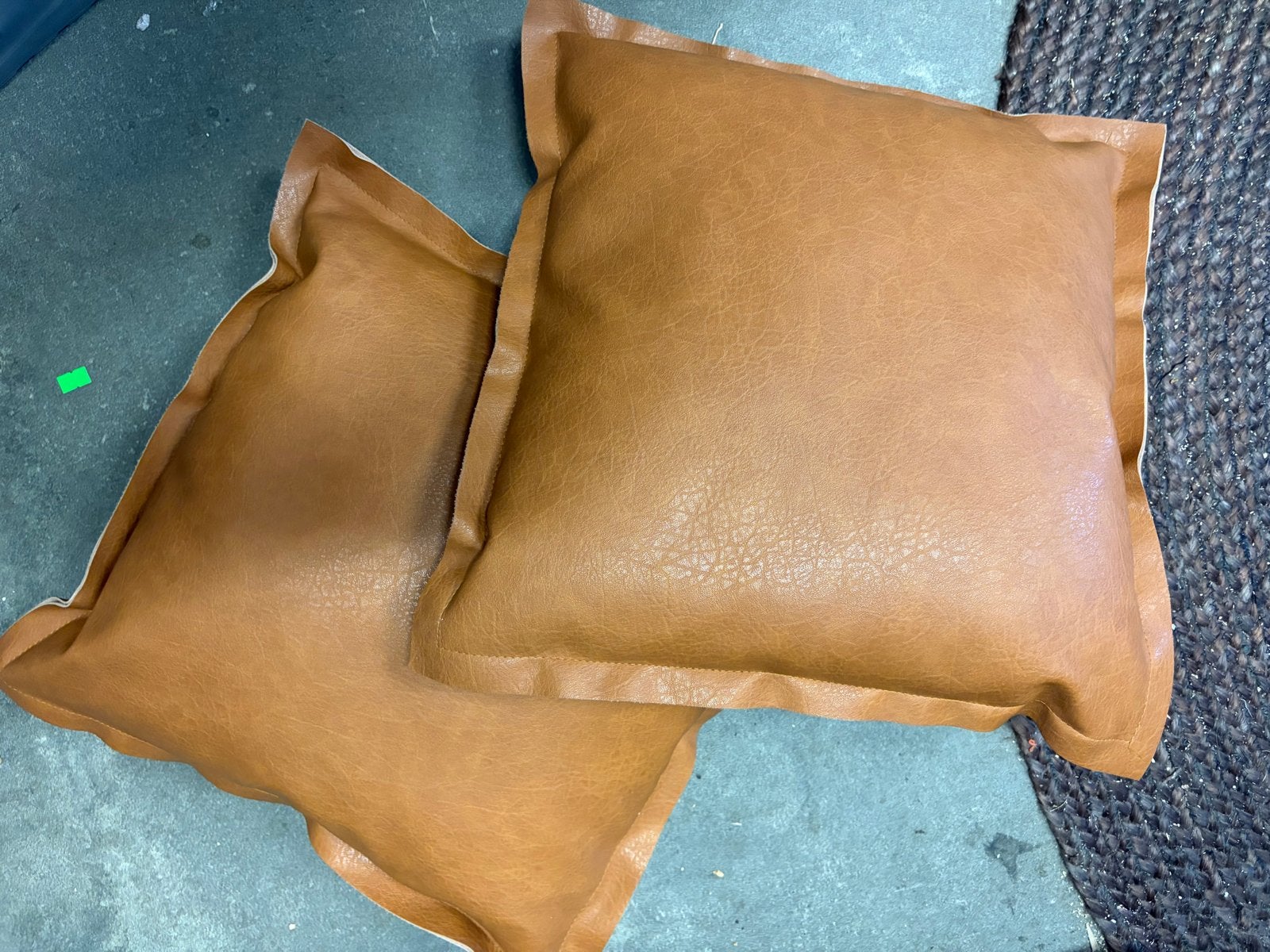 Lederlook Sierkussen 45x45 cm, Bruin, Vierkant, Ophalen of Verzenden, Zo goed als nieuw