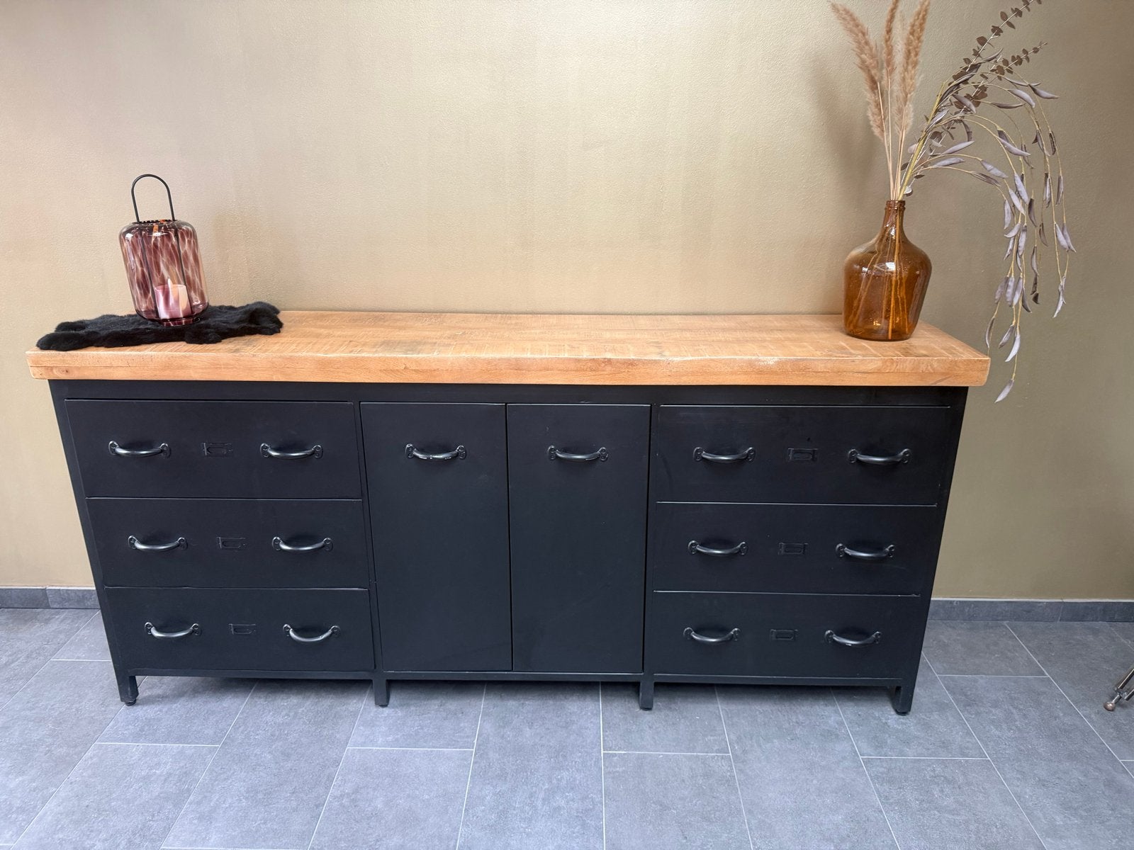 Industriële ladekast/dressoir met houten blad, Gebruikt, 150 tot 200 cm, Ophalen of Verzenden, Met lade(s)