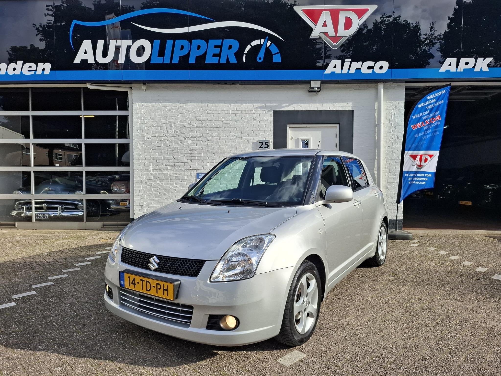 Suzuki Swift 1.3 Shogun /Nieuwe apk bij aflevering/Airco/5 D, Auto's, Voorwielaandrijving, Stof, 965 kg, 400 kg