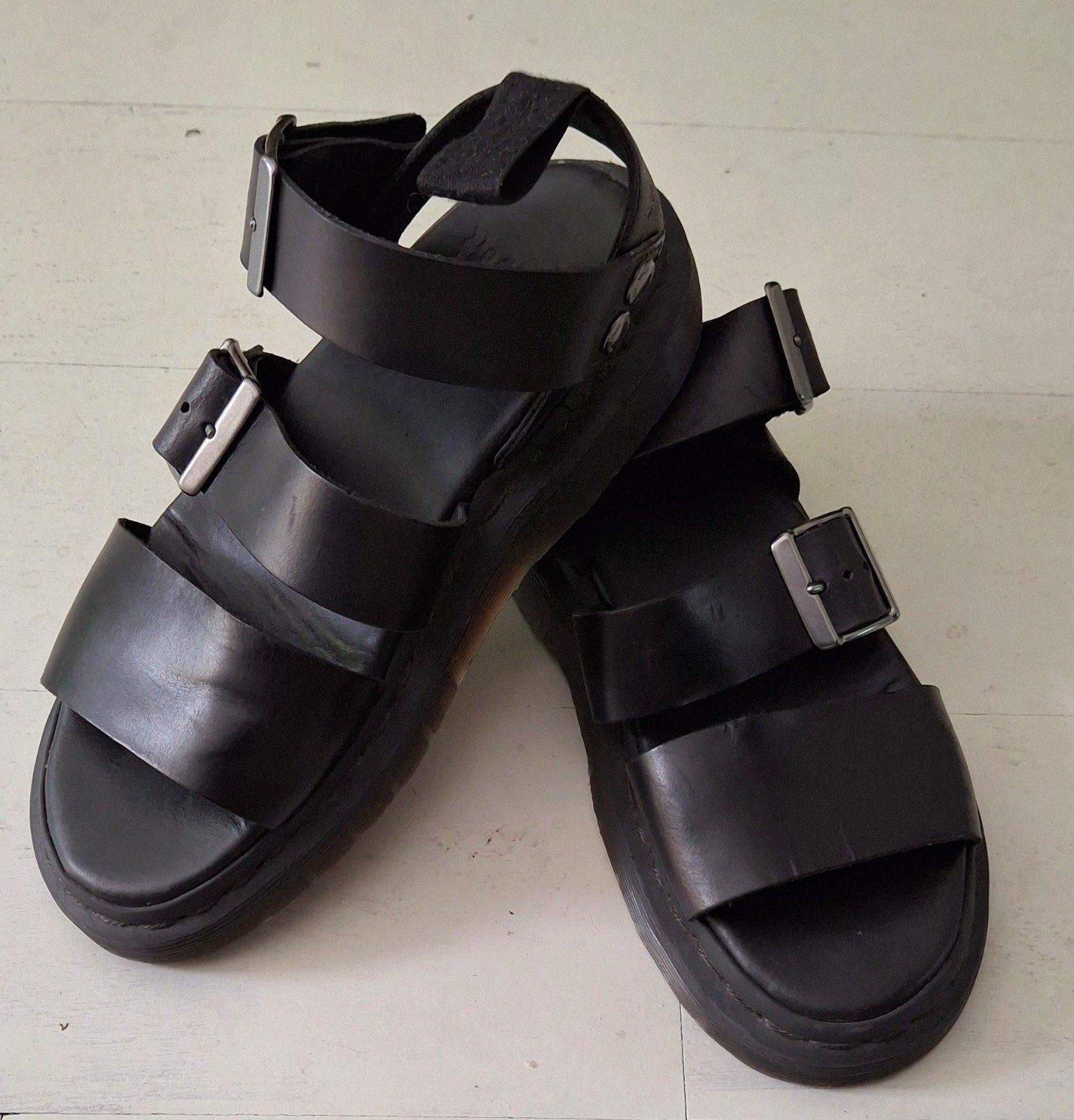 Dr Martens sandalen Gryphon black 38, Zwart, Sandalen of Muiltjes, Ophalen of Verzenden, Dr. Martens