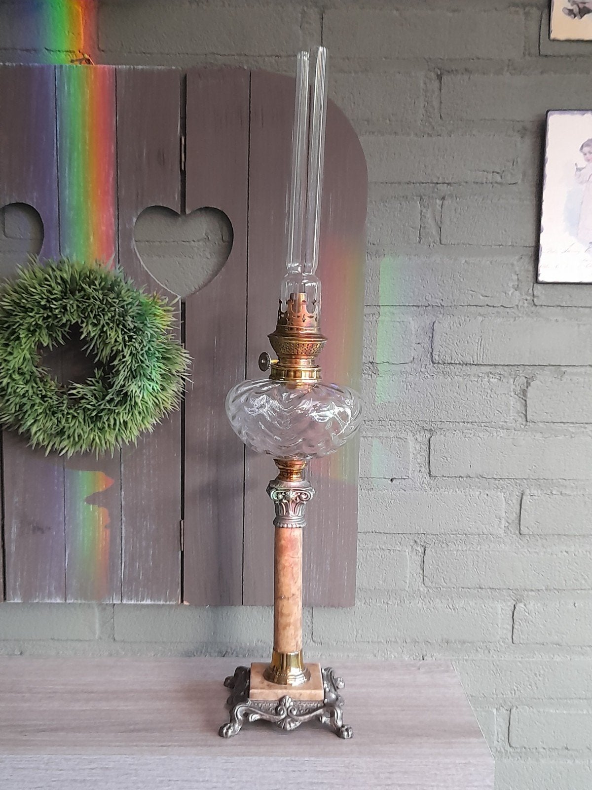 Antieke petroleumlamp, Ophalen