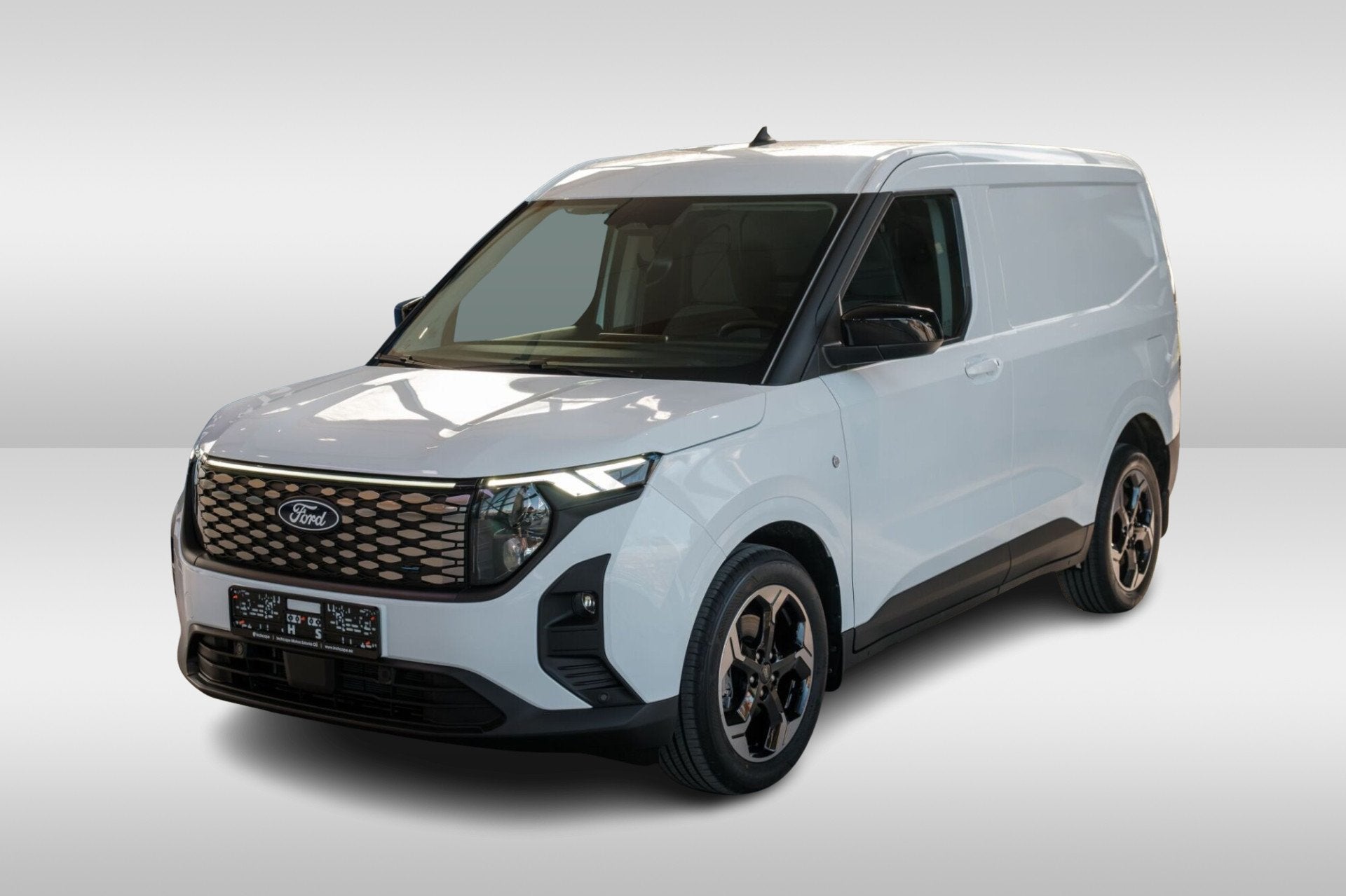 Ford E-Transit Courier 44 kWh Limited Winterpakket (wordt ve, Stof, Gebruikt, Wit, 1524 kg