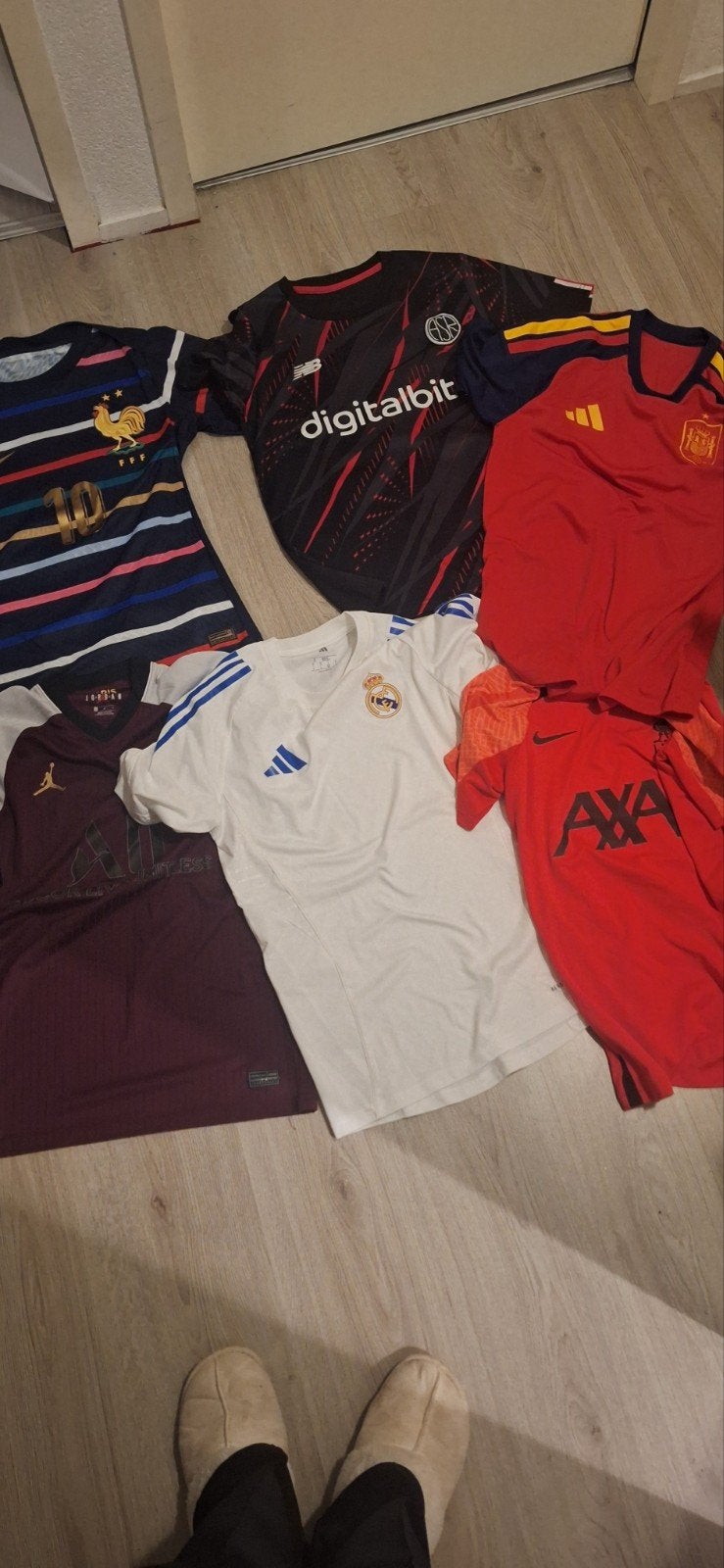 voetbal shirts, Ophalen, Zo goed als nieuw, Maat 46 (S) of kleiner