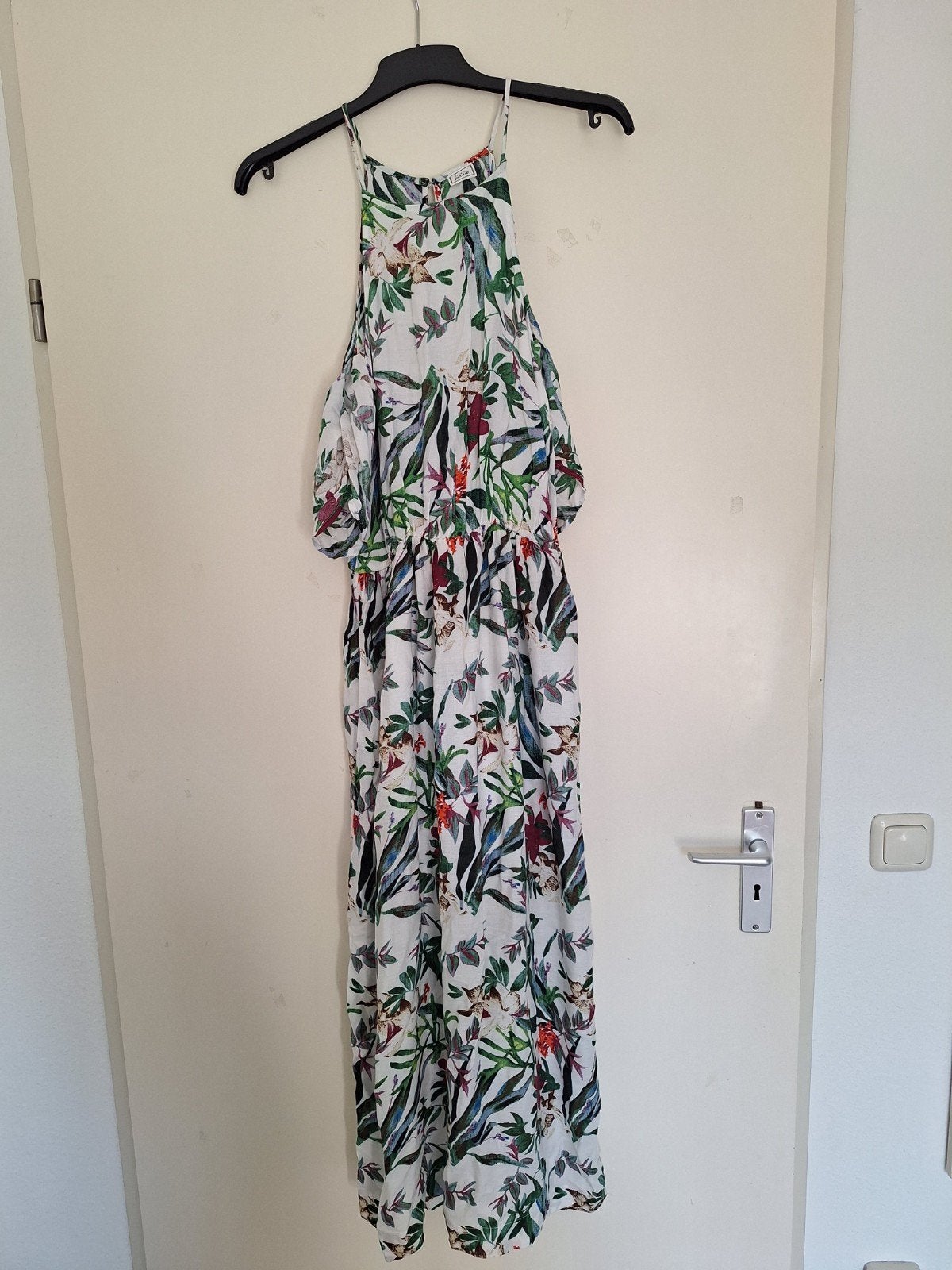 Pimkie off shoulder jurk maat M, Kleding | Dames, Ophalen of Verzenden, Zo goed als nieuw, Boven de knie